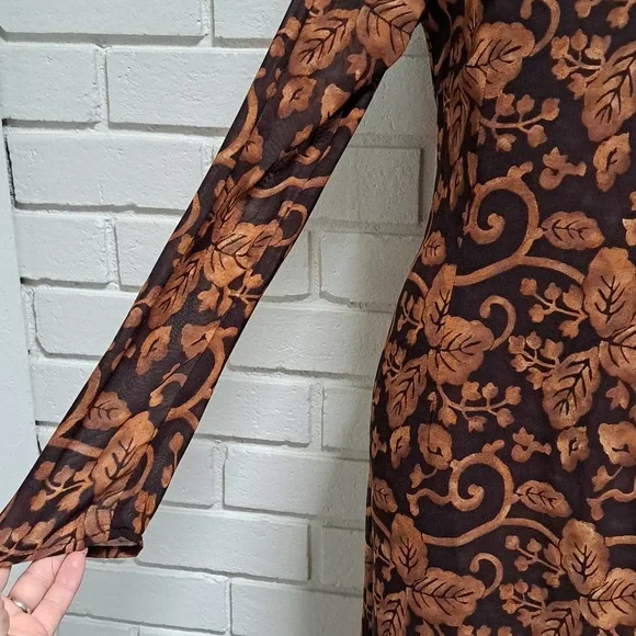 Liz Claiborne Fall Leaf Design Sheer Overlay Layered Maxi Dress. Size 4 - Picture 4 of 12